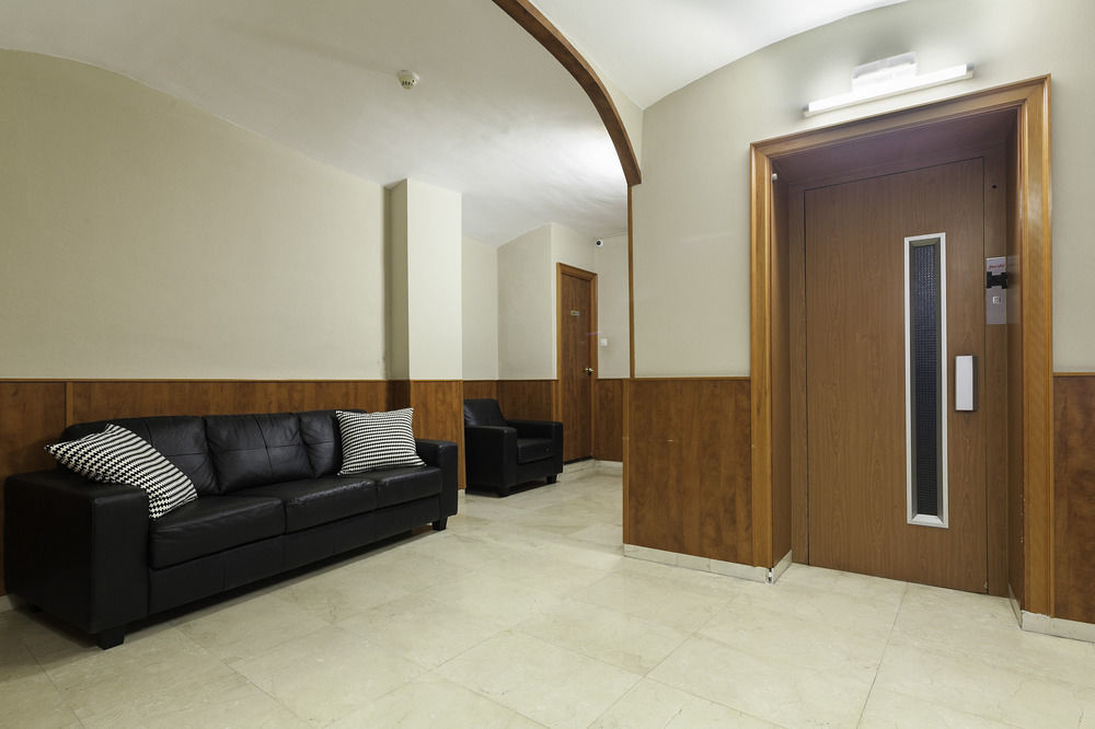 Hotel El Call Barcelona Exterior photo